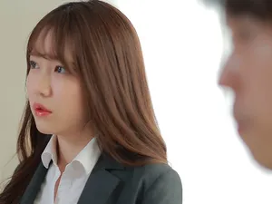 Trả bài cô em ghệ thích nhốt mình trong phòng